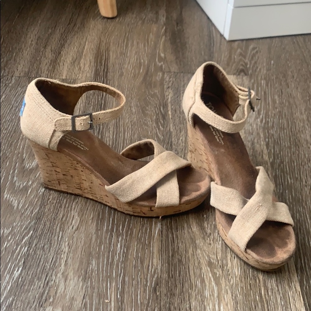 Toms Wedges